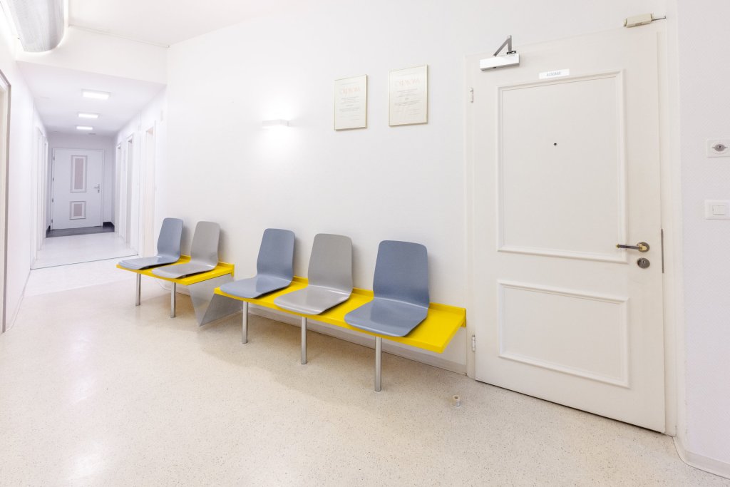 Einblick in die Zahnarztpraxis am Rosenberg in St. Gallen